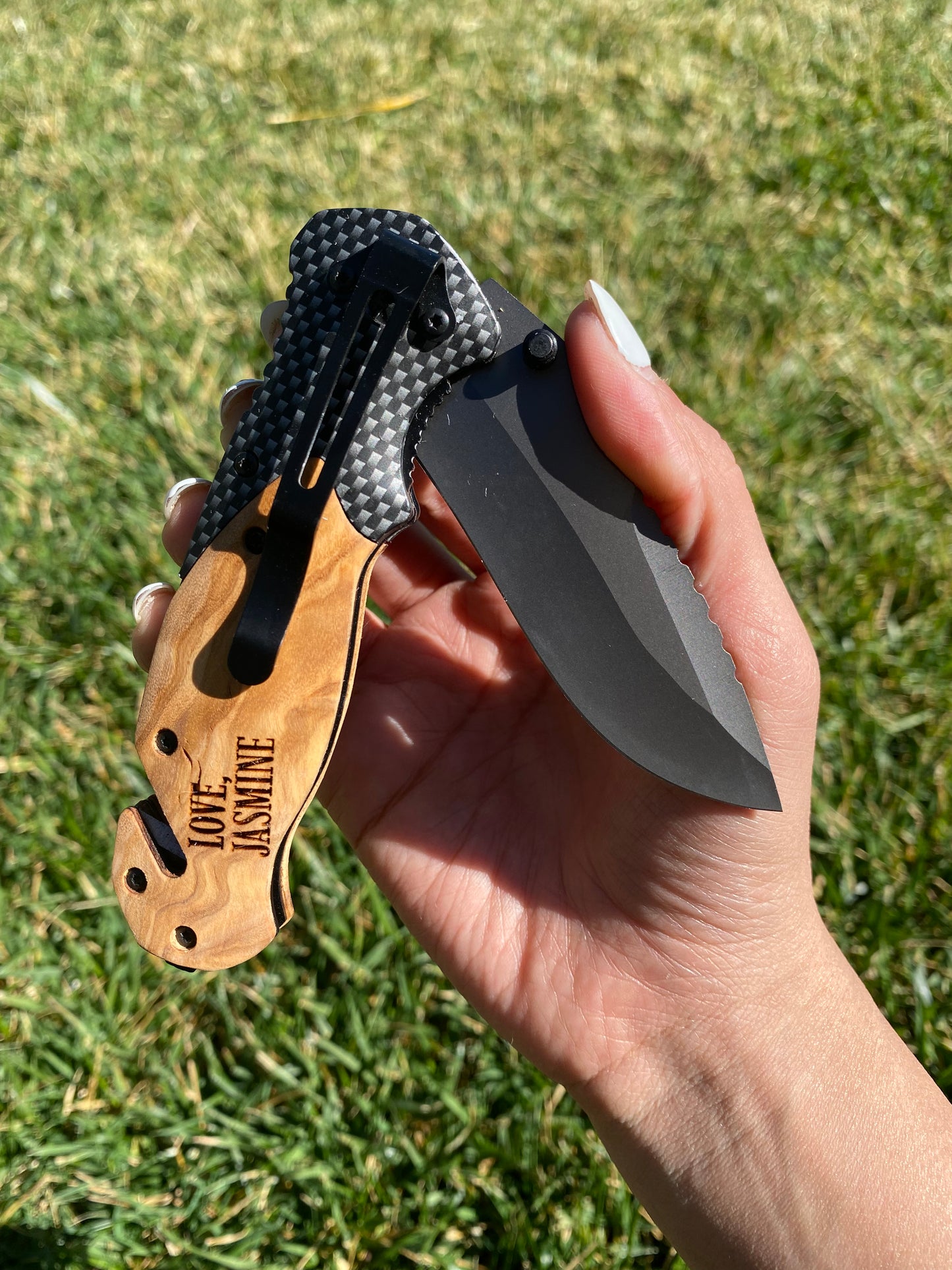 Custom Engraved Dad ‘’We love you daddy’’ Pocket knife